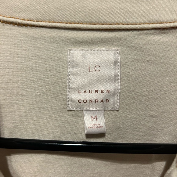 white jacket - Picture 3 of 3